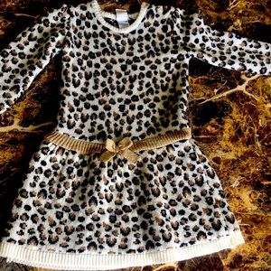 Leopard print sweater dress 🐆